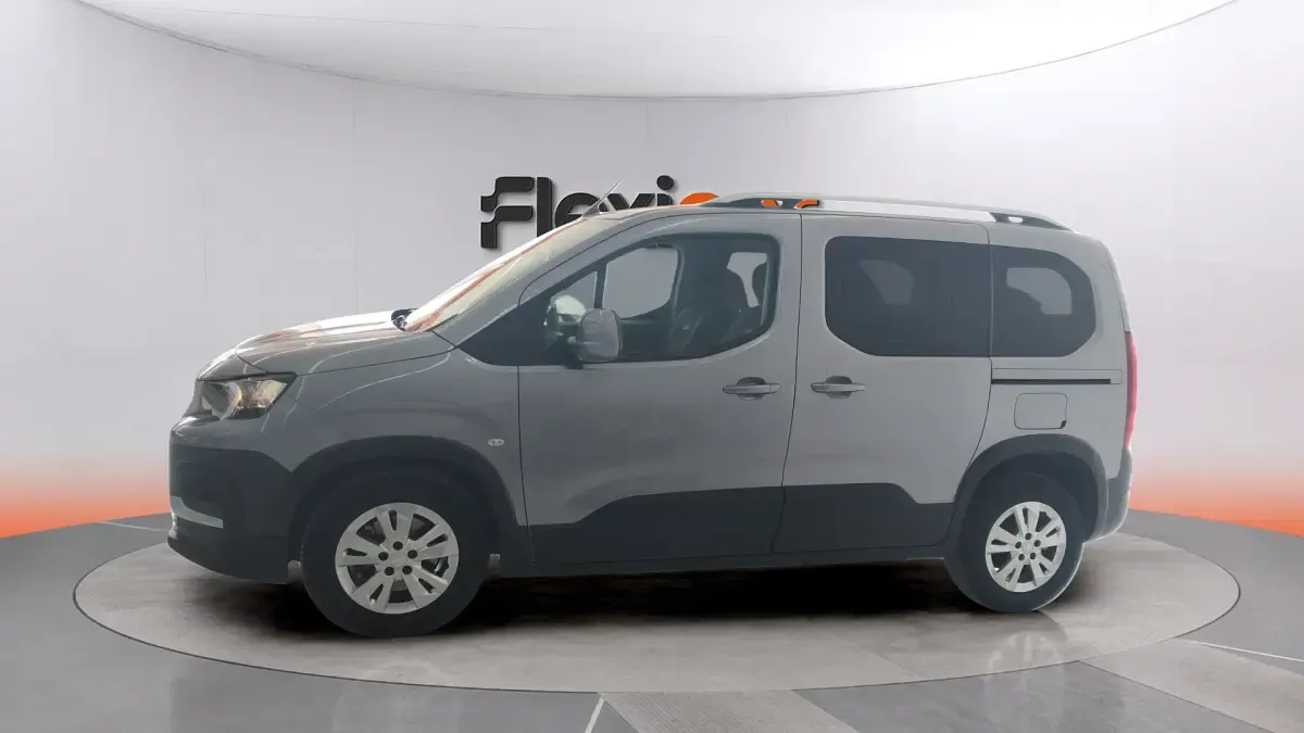 Usado Peugeot Rifter Active 131 CV (96 kW) 2020 Gris Monovolumen