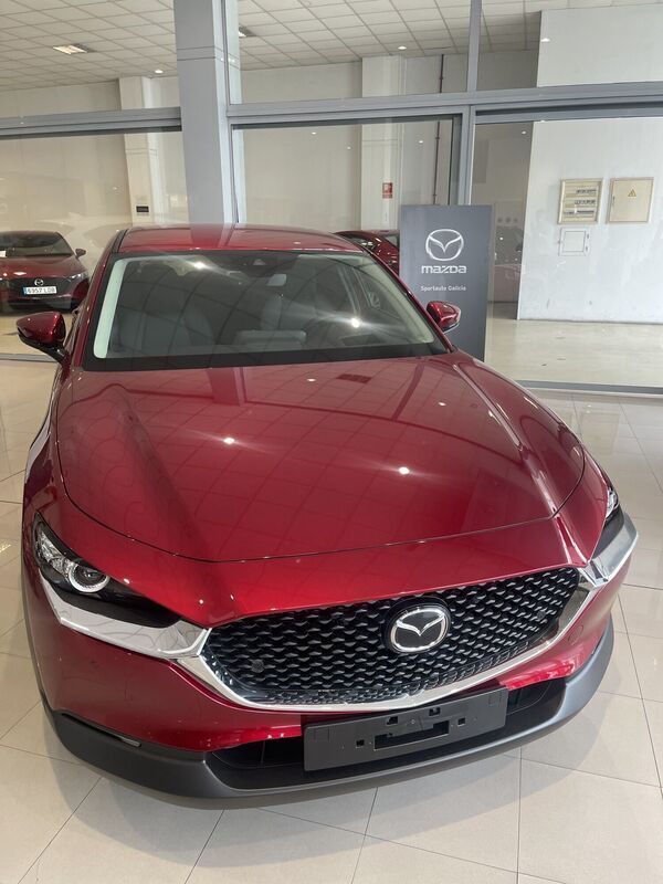Rojo Usado 2022 Mazda CX-30 SUV | 35.800 € - Imagen 1/4