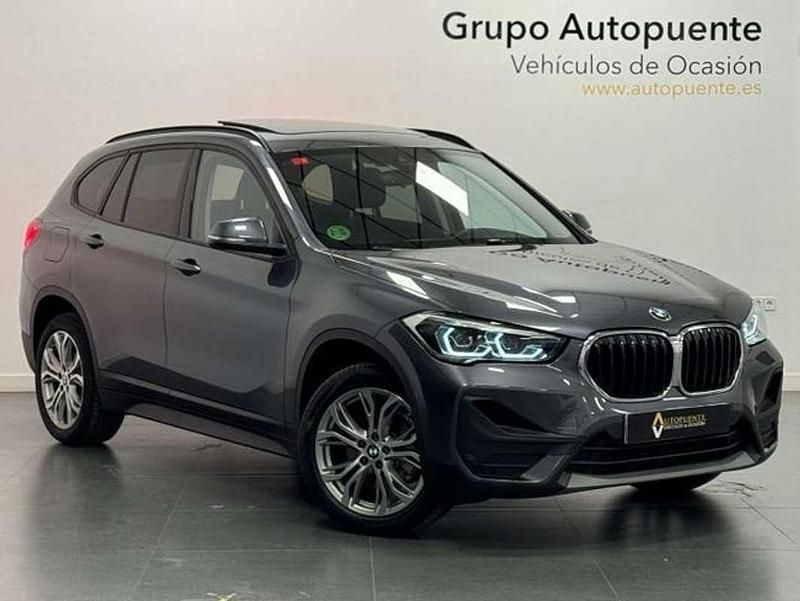 Gris Usado 2021 BMW X1 Comfort Edition SUV | 24.990 € (Precio justo) - Imagen 1/4