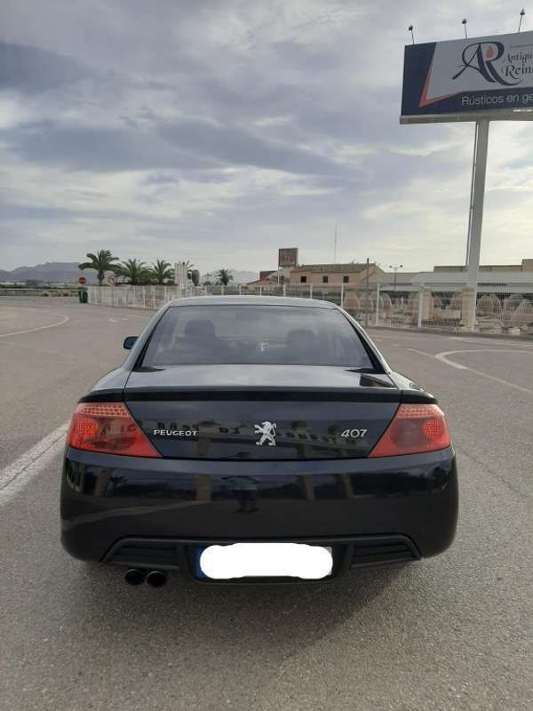 Usado Peugeot 407 Premium 136 CV (100 kW) 2008 Negro Berlina