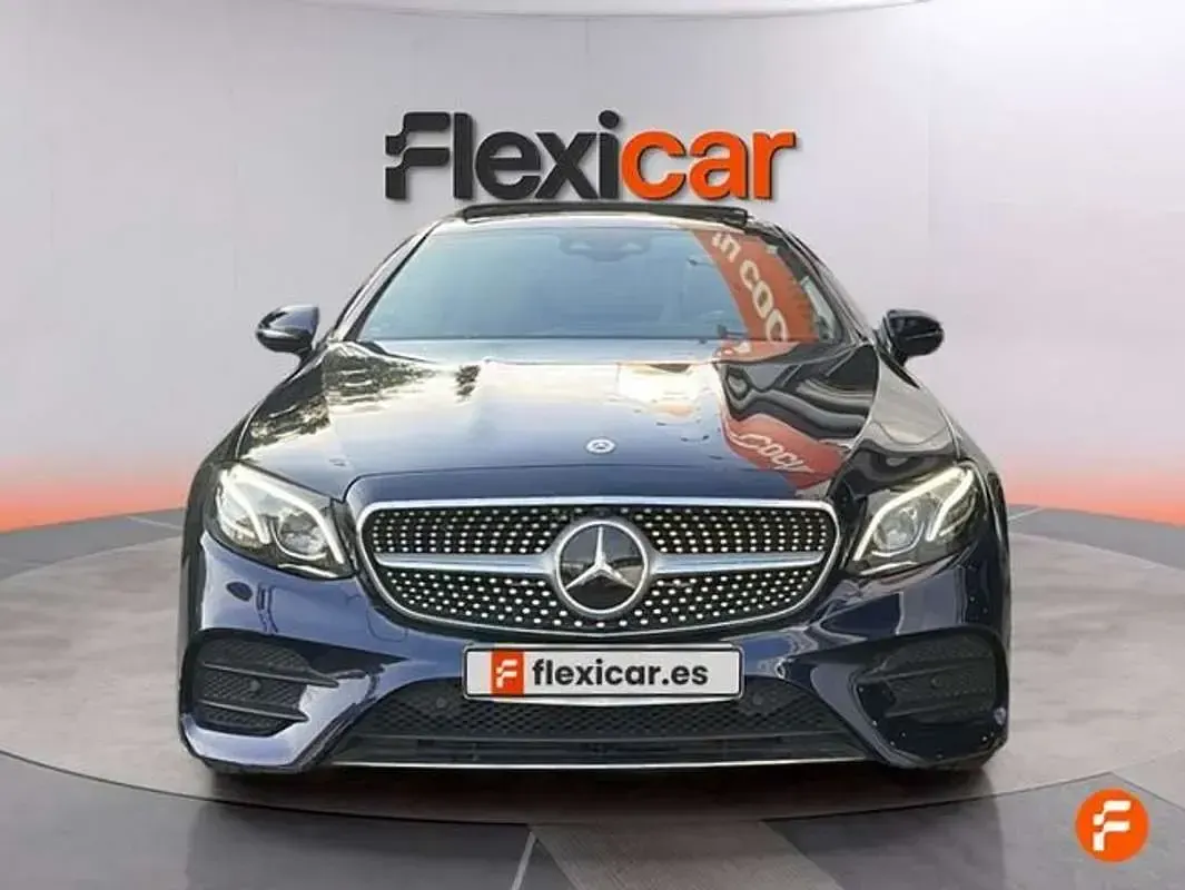 Usado Mercedes E350 299 CV (219 kW) 2019 Azul Coupe