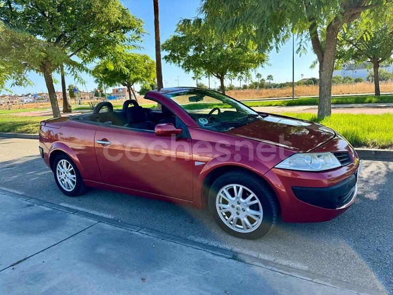 Granate Usado 2007 Renault Mégane Cabriolet Authentique Descapotable | 3990 € (Precio justo) - Imagen 1/4