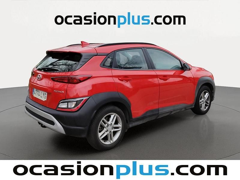 Usado Hyundai Kona 120 CV (88 kW) 2022 Rojo SUV