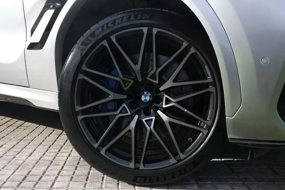 Usado BMW X6 M Competition Edition 625 CV (459 kW) 2021 Gris SUV