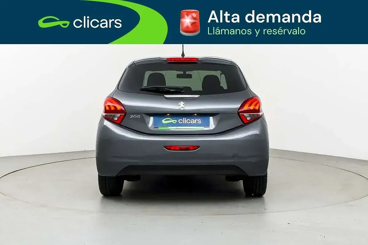 Usado Peugeot 208 Style 99 CV (72 kW) 2017 Gris Utilitario