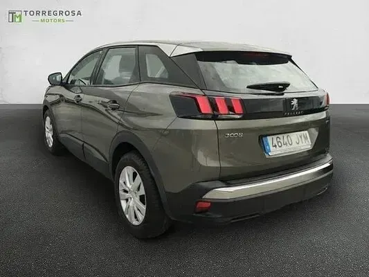 Usado Peugeot 3008 Active 130 CV (95 kW) 2017 SUV