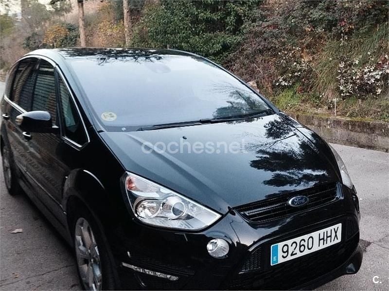 Usado Ford S-MAX Titanium S 200 CV (147 kW) 2012 Negro Monovolumen