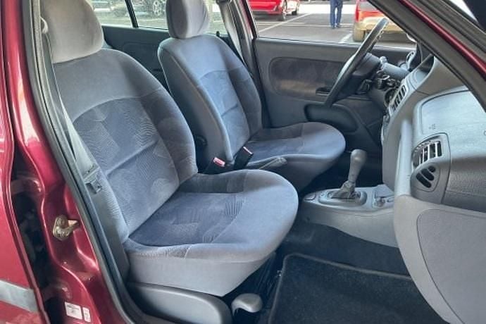 Usado Renault Clio II 100 CV (73 kW) 2000