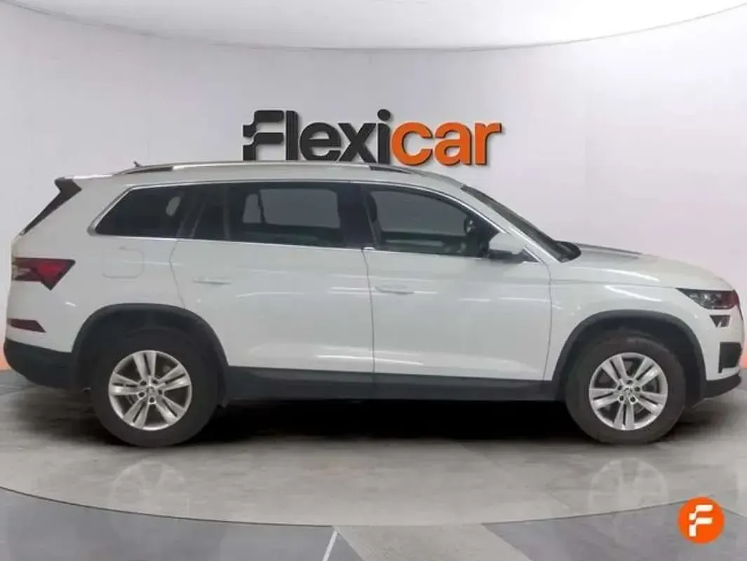 Usado Skoda Kodiaq Ambition 150 CV (110 kW) 2024 Blanco SUV