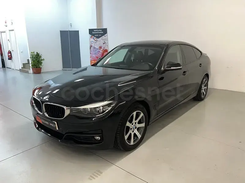 Usado BMW 318 Exclusive 150 CV (110 kW) 2018 Negro Berlina