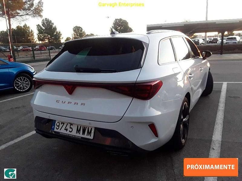 Usado Cupra Leon 150 CV (110 kW) 2024 Blanco Familiar