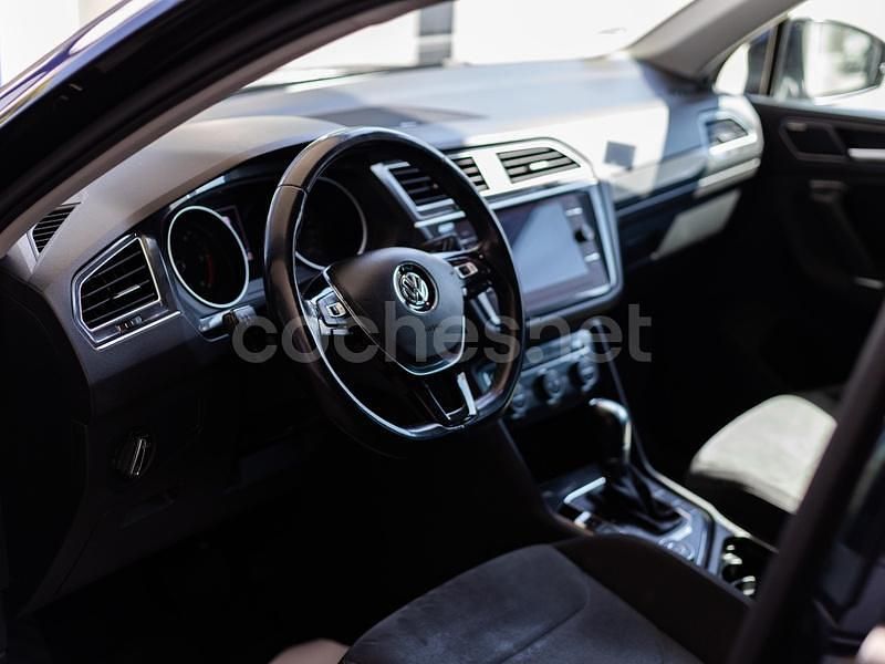 Negro Usado 2018 VW Tiguan R-line SUV | 25.500 € (Un poco caro) - Imagen 1/4