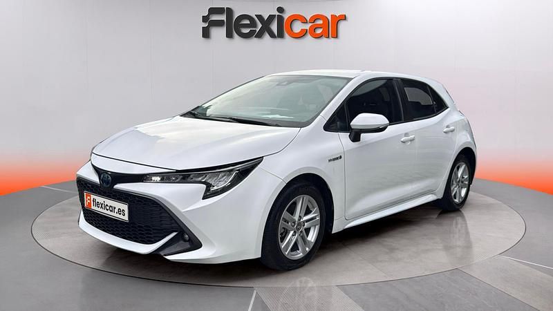 Usado Toyota Corolla Active 122 CV (89 kW) 2021 Blanco Berlina