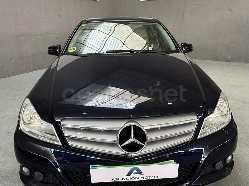 Usado Mercedes C220 Avantgarde 170 CV (125 kW) 2012 Azul Berlina