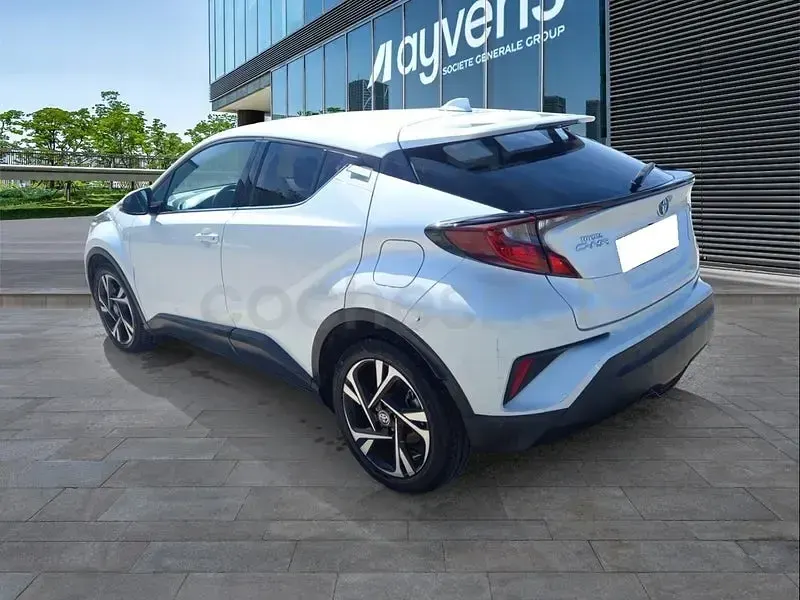 Usado Toyota C-HR Advance 122 CV (89 kW) 2021 Blanco SUV