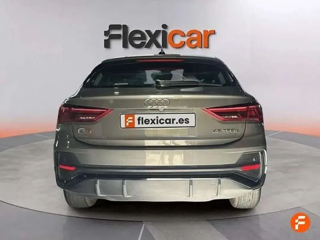Usado Audi Q3 Advanced 245 CV (180 kW) 2022 Gris SUV