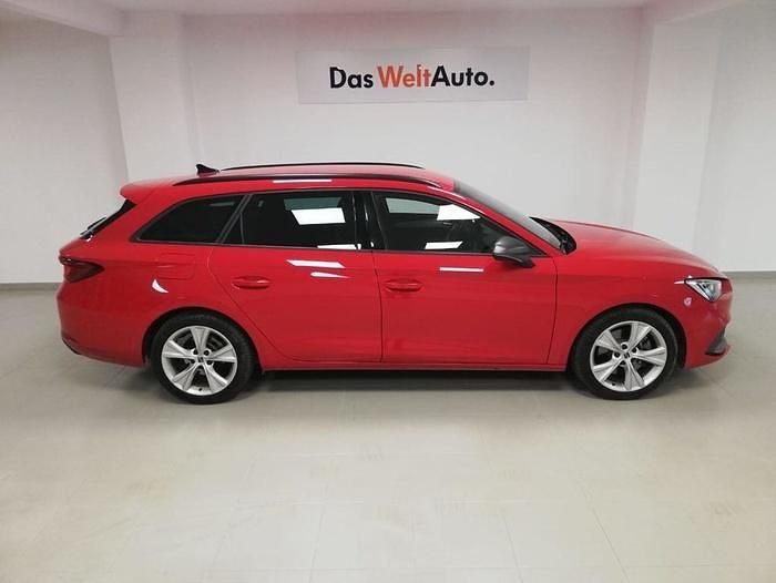 Usado Seat Leon FR 150 CV (110 kW) 2023 Rojo