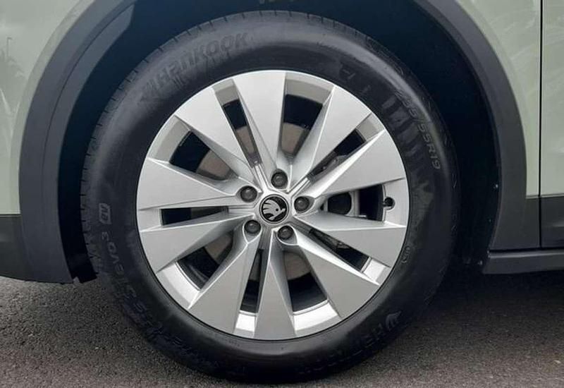 Usado Skoda Elroq 150 kW (204 CV) 2025 Verde SUV