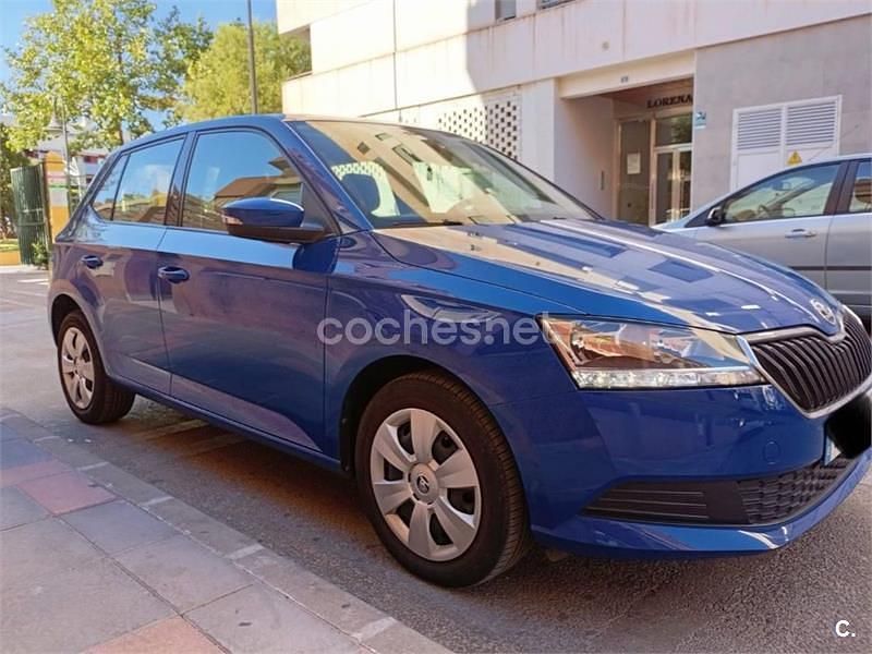 Occasion Skoda Fabia Ambition 60 ch (44 kW) 2019 Bleue Berline