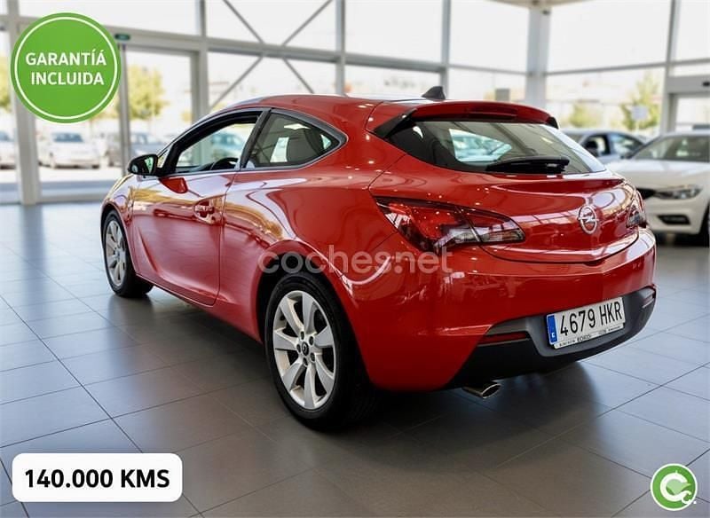 Rojo Usado 2012 Opel Astra GTC Sportive Berlina | 6000 € (Buen precio) - Imagen 1/4