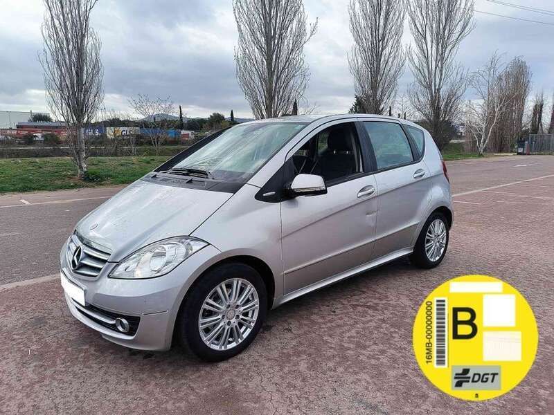 Gris Usado 2010 Mercedes A180 Elegance Utilitario | 4500 € (Super precio) - Imagen 1/4