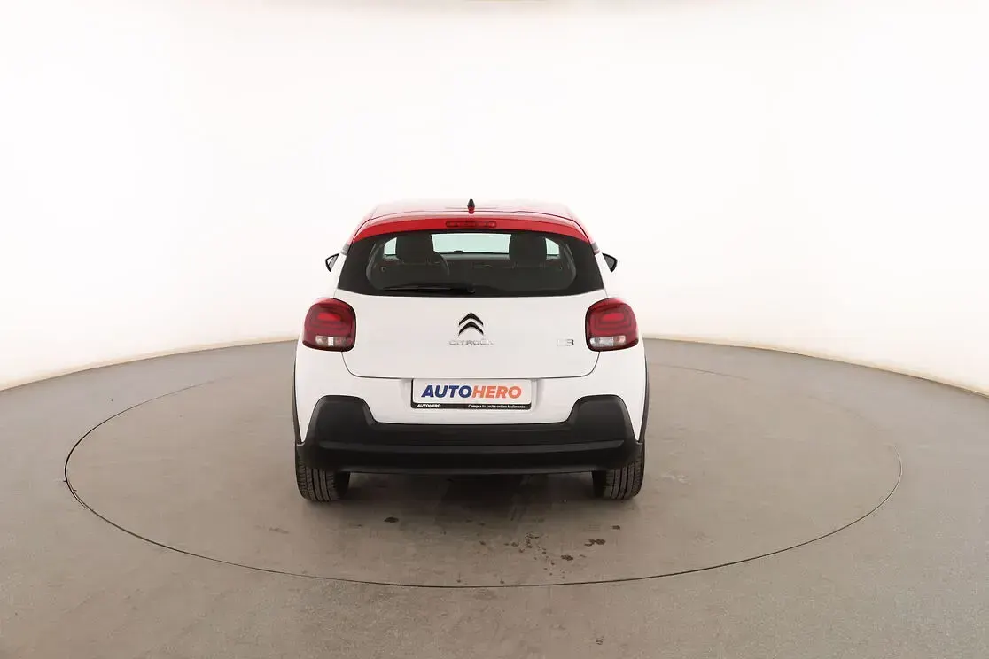 Usado Citroën C3 Feel 82 CV (60 kW) 2018 Blanco Utilitario