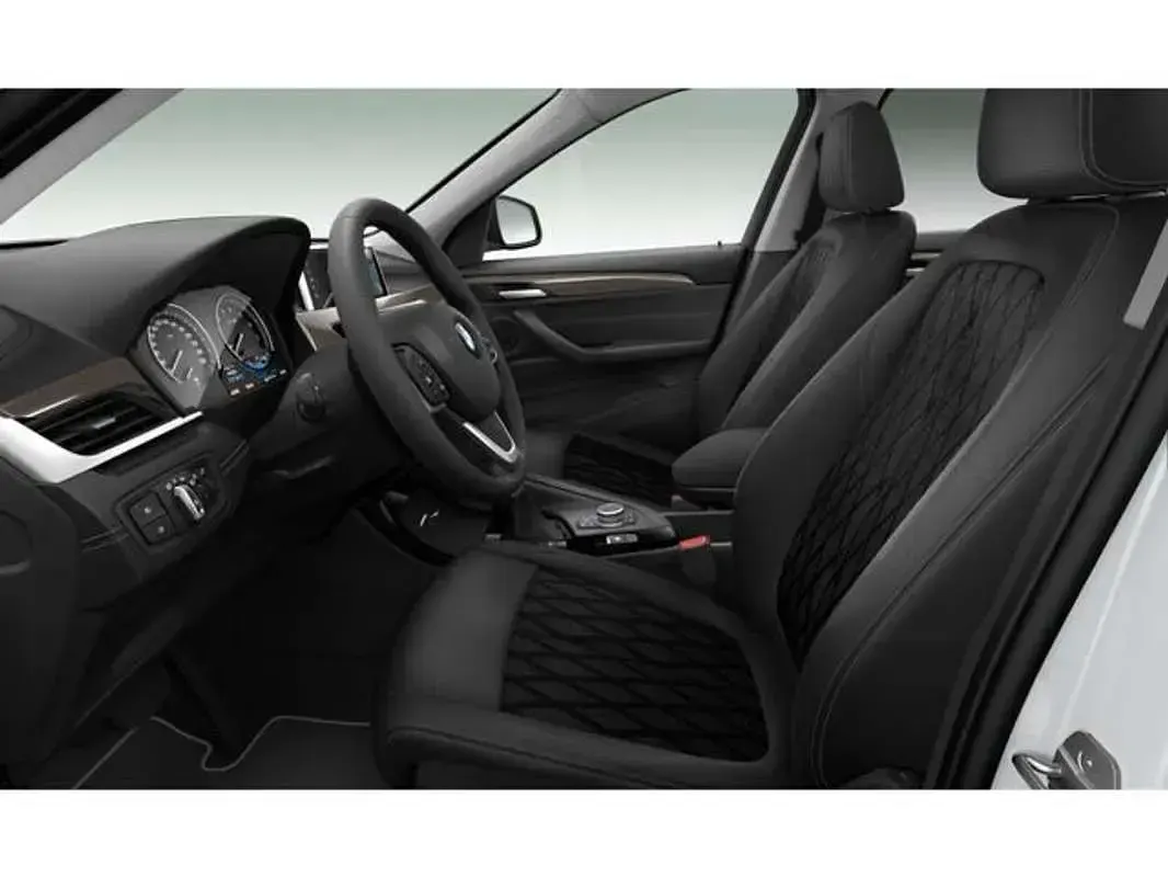 Usado BMW X1 220 CV (161 kW) 2021 Plateado SUV