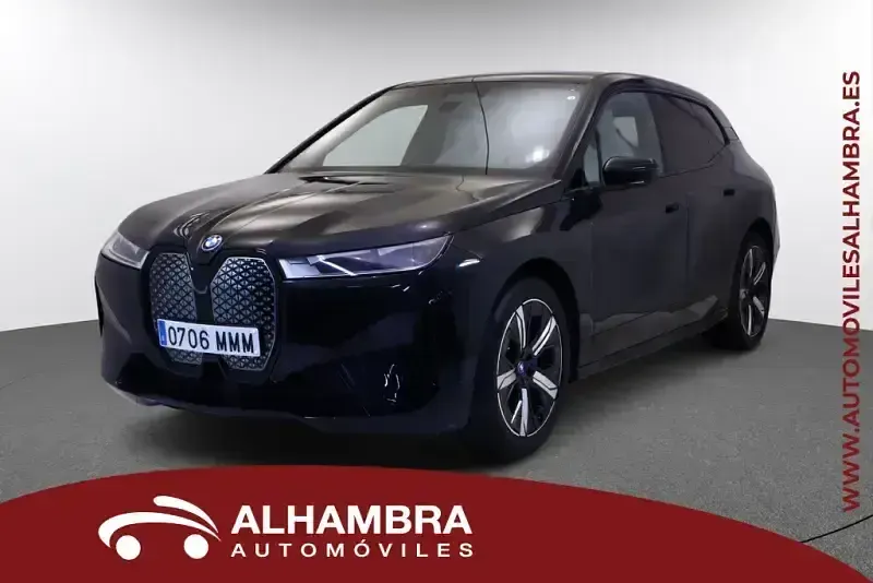 Używany BMW iX 384 kW (523 KM) 2024 Czarny SUV