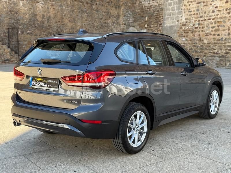 Usado BMW X1 116 CV (85 kW) 2020 Gris / plata SUV
