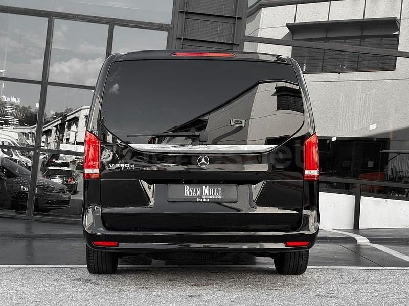 Usado Mercedes V250 Avantgarde 190 CV (139 kW) 2023 Negro Monovolumen