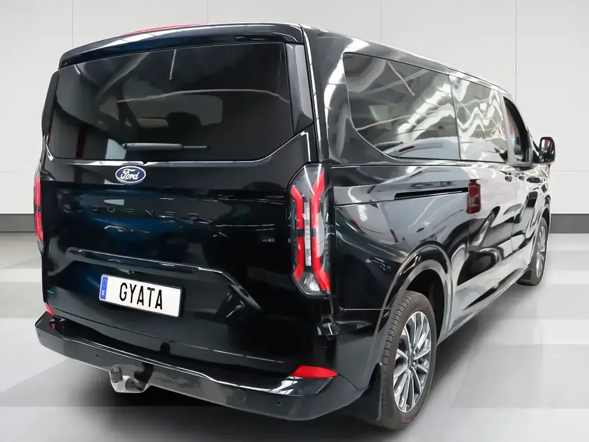Nuevo Ford Tourneo Custom Titanium X 160 kW (218 CV) 2025 Negro Van