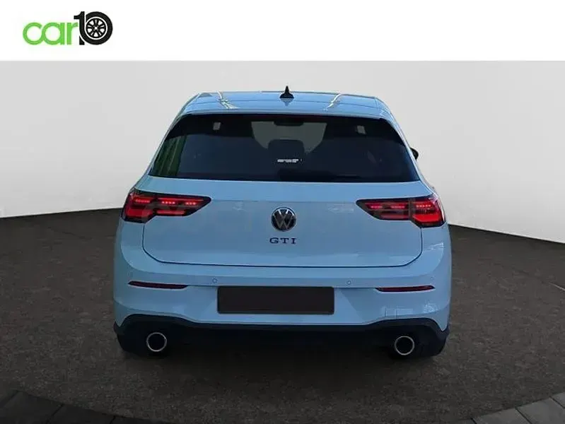 Usado VW Golf VIII GTI 245 CV (180 kW) 2022 Blanco Berlina