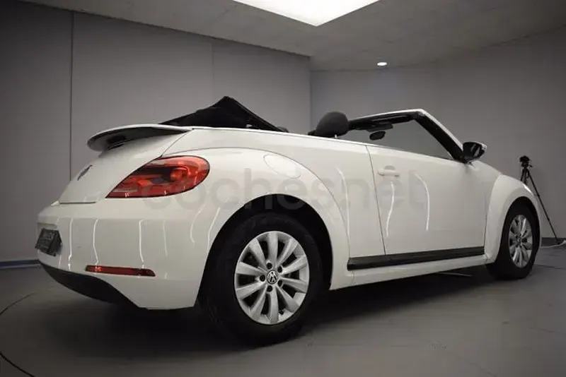 Usado VW Beetle Design 105 CV (77 kW) 2013 Blanco Utilitario