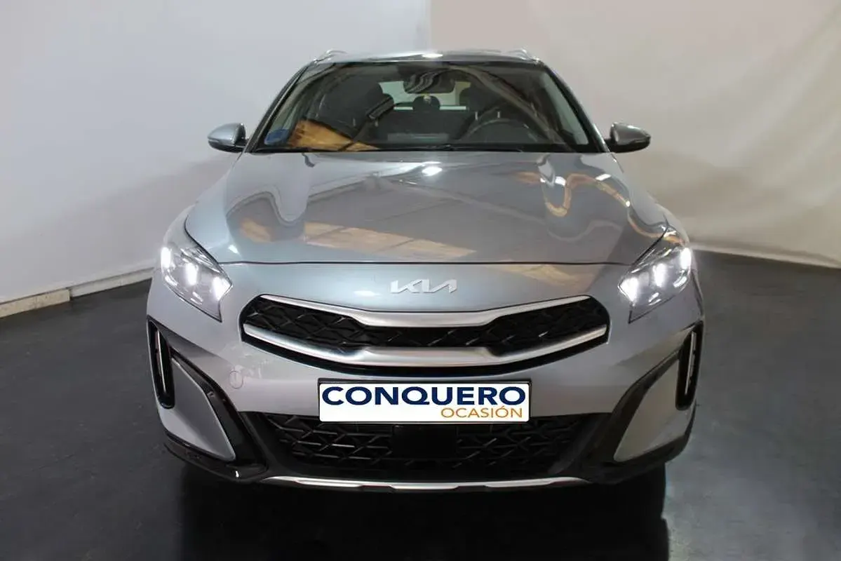 Usado Kia XCeed 141 CV (103 kW) 2023 Plateado SUV