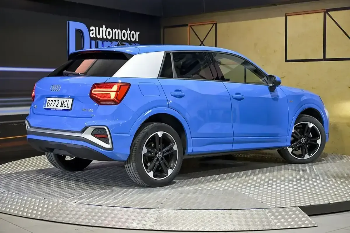 Usado Audi Q2 S-Line 117 CV (86 kW) 2022 Azul SUV