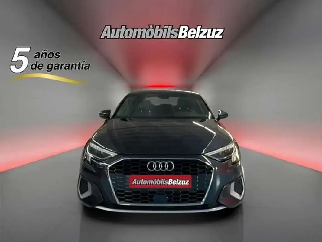 Usado Audi A3 Sportback Advanced 110 CV (80 kW) 2023 Gris Utilitario