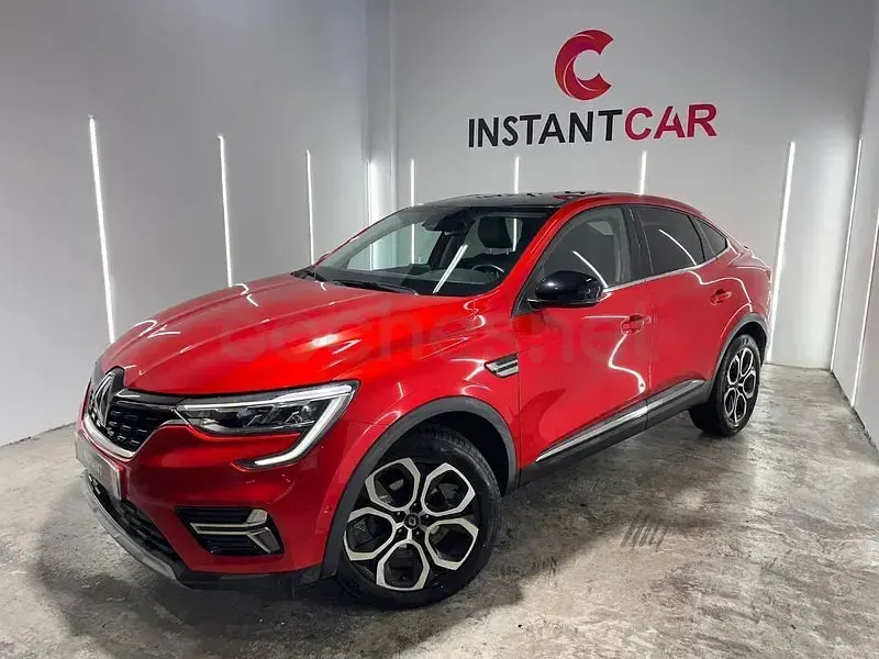 Usado Renault Arkana Equilibre 140 CV (102 kW) 2023 Rojo SUV