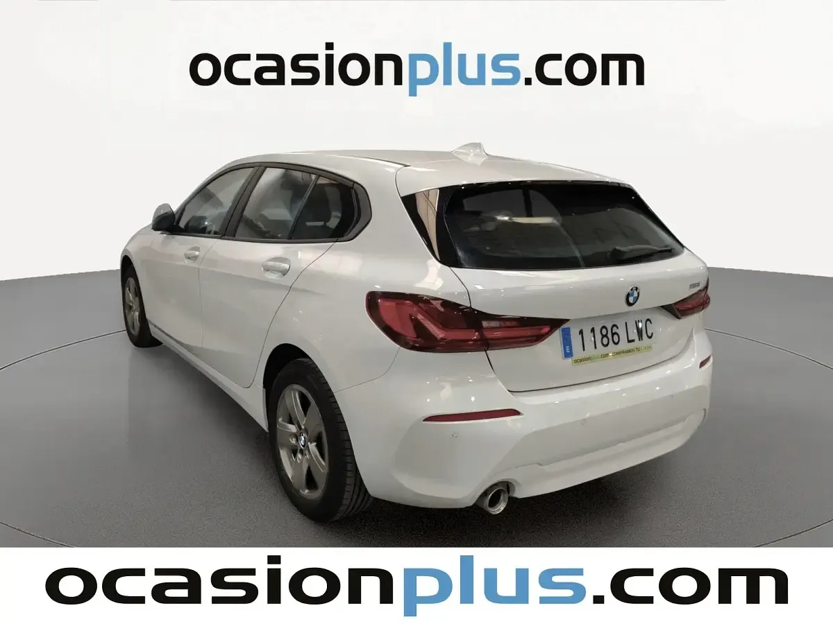 Usado BMW 118 140 CV (102 kW) 2022 Blanco Utilitario