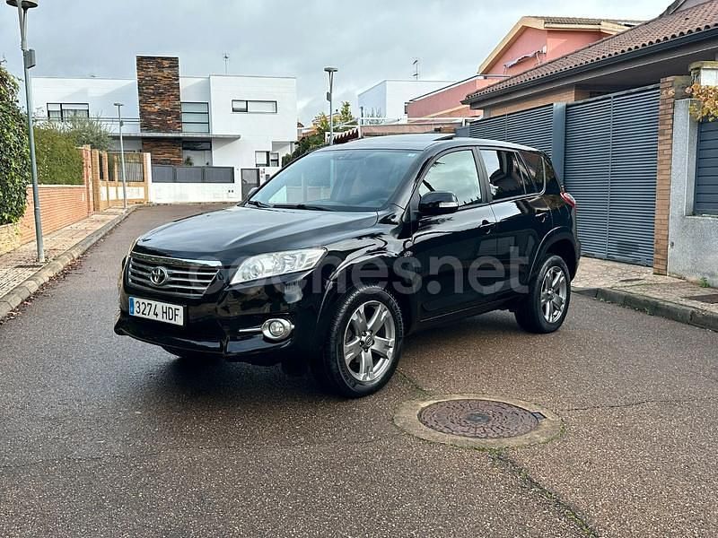 Usado Toyota RAV4 Executive 150 CV (110 kW) 2011 Negro SUV