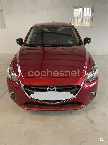 Usado Mazda 2 Edition 90 CV (66 kW) 2019 Rojo Berlina
