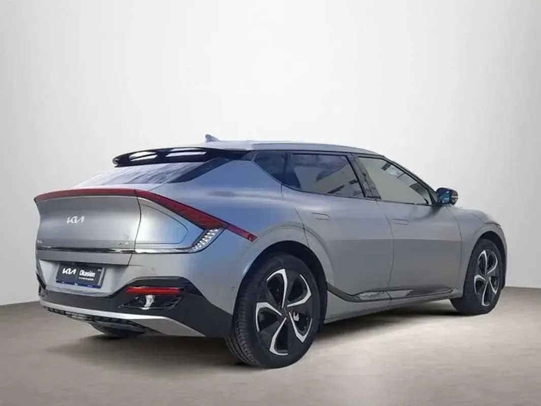 Usado Kia EV6 GT-Line 239 kW (325 CV) 2023 Gris SUV