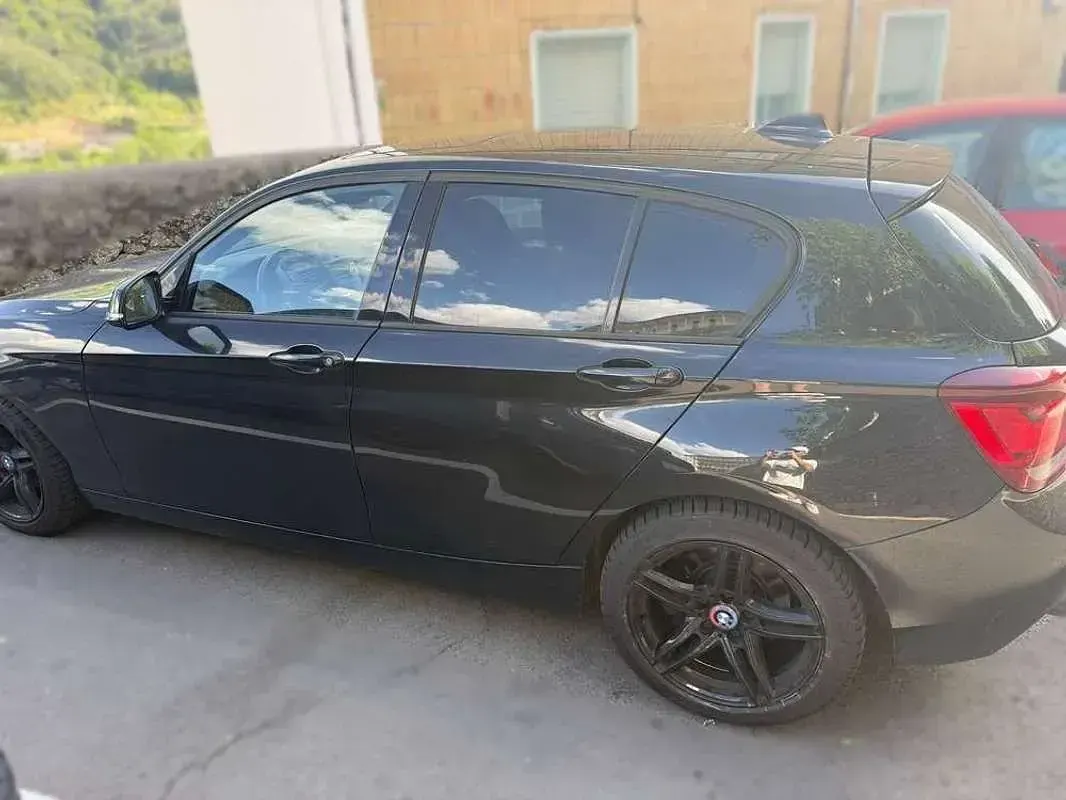 Usado BMW 125 218 CV (160 kW) 2012 Negro Utilitario