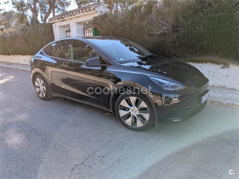 Usado Tesla Model Y RWD 250 kW (340 CV) 2023 Eléctrico SUV