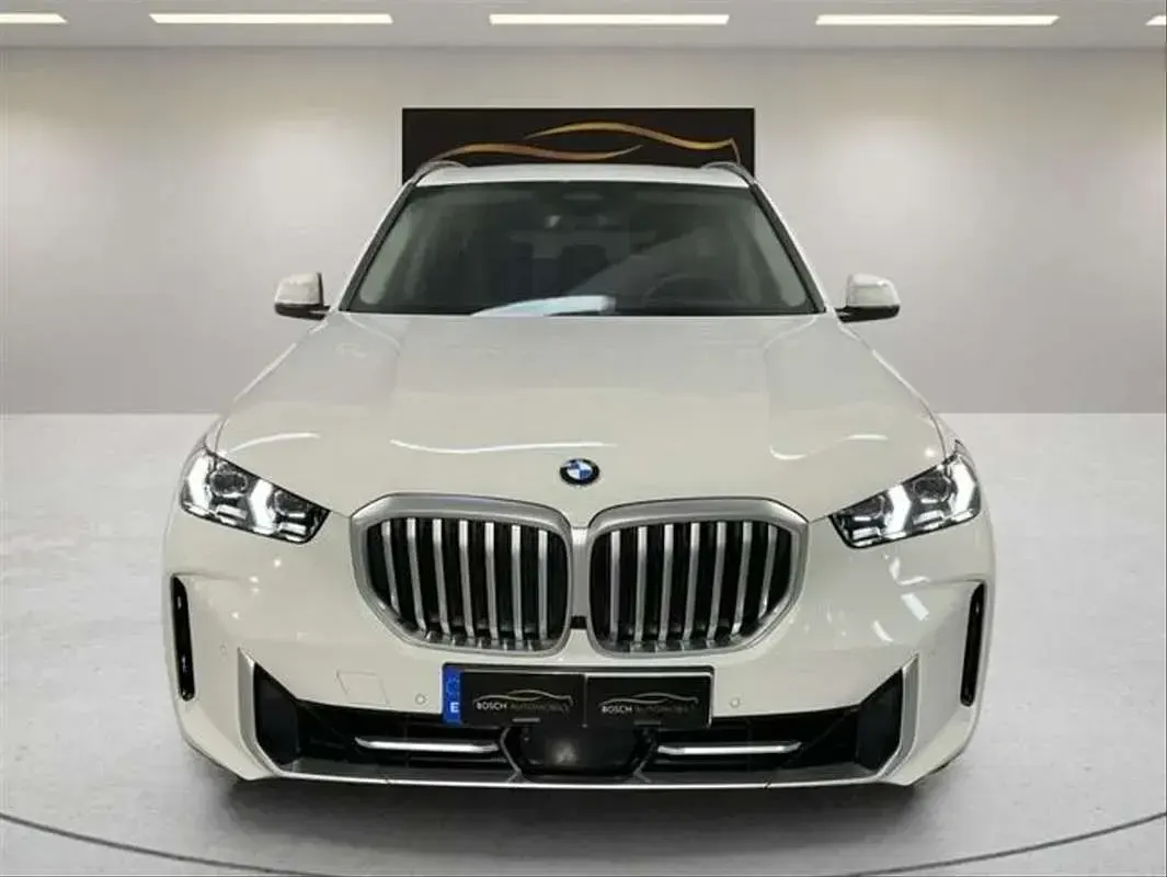 Usado BMW X5 Comfort Edition 298 CV (219 kW) 2024 Blanco SUV
