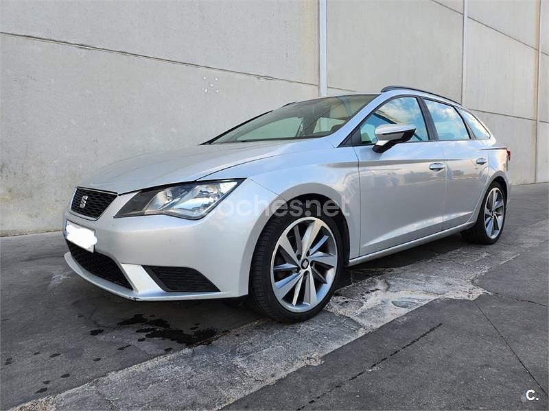 Gris / plata Usado 2014 Seat Leon ST Style Familiar | 5800 € (Caro) - Imagen 1/4