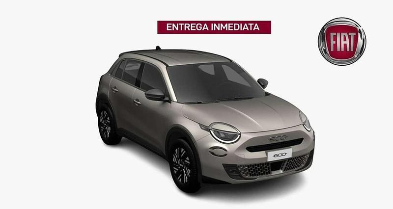 Beige Nuevo 2025 Fiat 600 SUV | 19.950 € (Buen precio) - Imagen 1/4