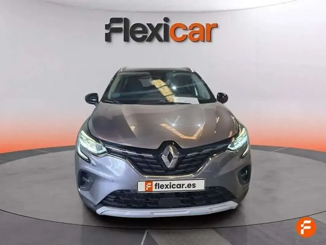 Usado Renault Captur Zen 91 CV (66 kW) 2022 Gris SUV