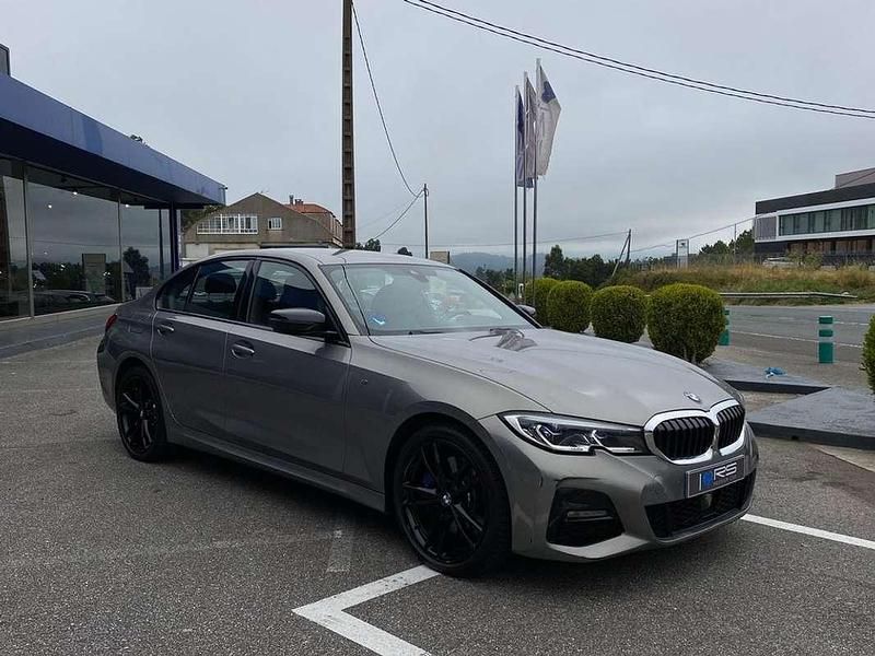 Gris / plata Usado 2020 BMW 330e M Sport Berlina | 35.490 € - Imagen 1/4