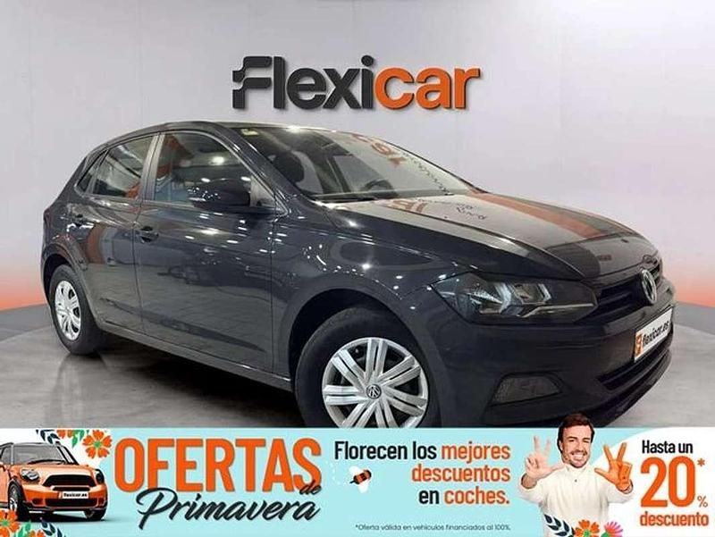Usado VW Polo Edition 80 CV (58 kW) 2019 Gris Utilitario