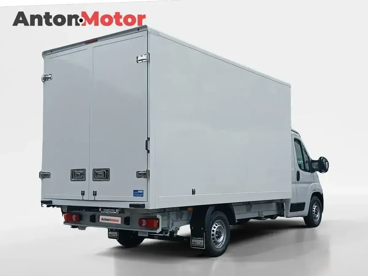 Uusi Citroën Jumper 140 HP (102 kW) 2025 Valkoinen Tila-auto